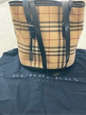 Vintage Burberry Nova Check Bucket Bag